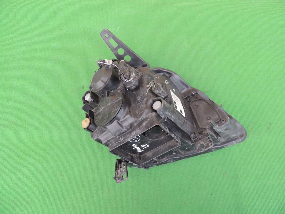 Lampa przednia lewa europejska Renault Modus 04,05,06,07,08