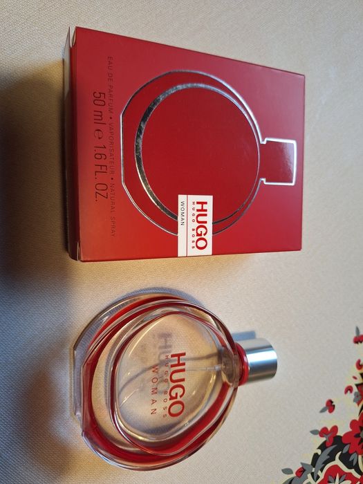 Pusty flakon po perfumach Hugo Boss