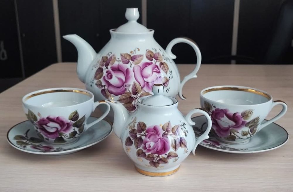 Porcelana ZSRR DUŻA filużanka ze spodkiem DUO