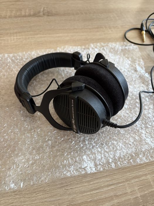 Beyerdynamic DT 990 PRO Black Edition 80 Ohm