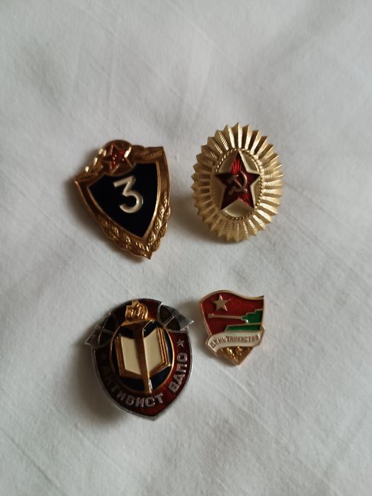 Значок офицерский классность и другие военные