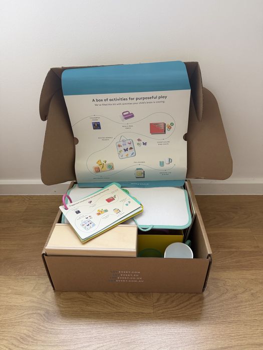 LOVEVERY Montessori (13–27 meses) – conjuntos completos