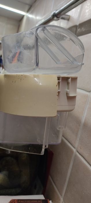 Полка -балкон на дверь холодильника