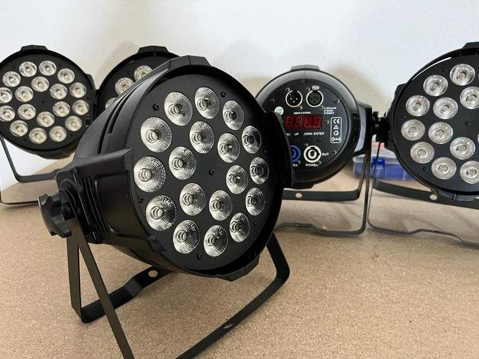Par LED RGBWA + UV DMX 18x18W