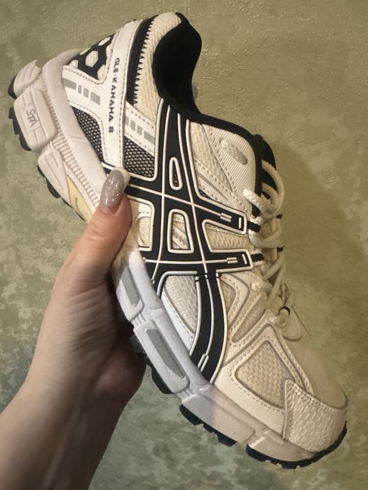 Чоловічі кросівки 42 розмір