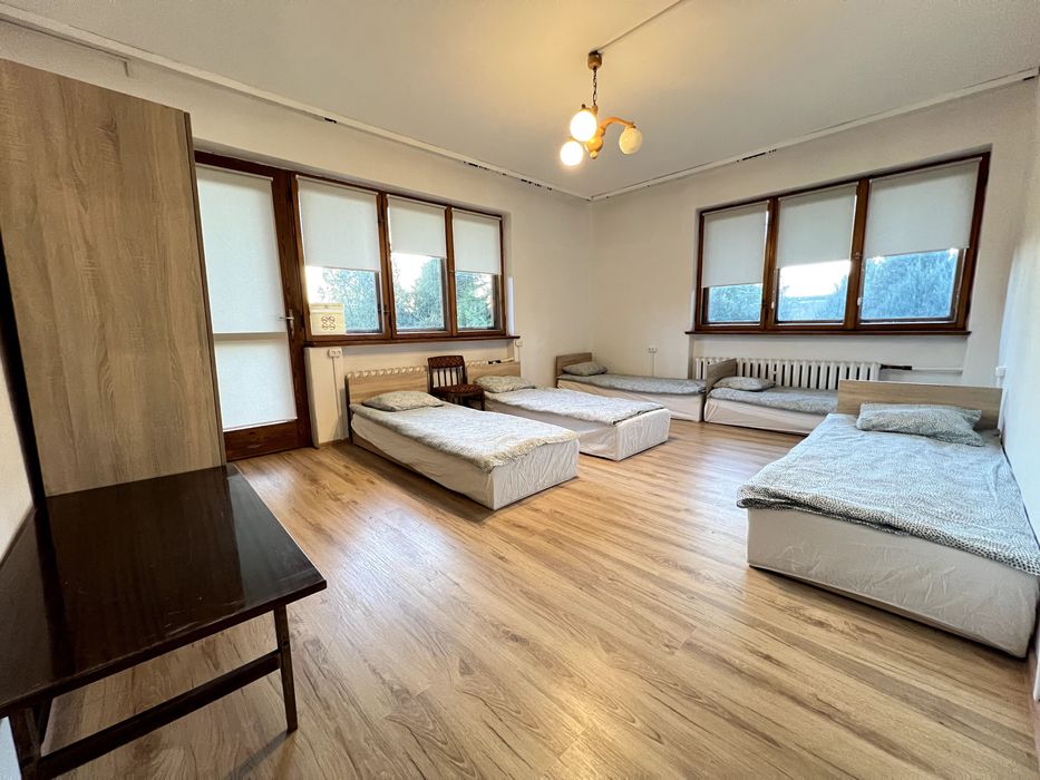 NOCLEGI dla FIRM obok A1 i Andrzejowa 10 min Olechów od 20 do 60 osób