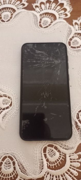 Продам телефон samsung a10