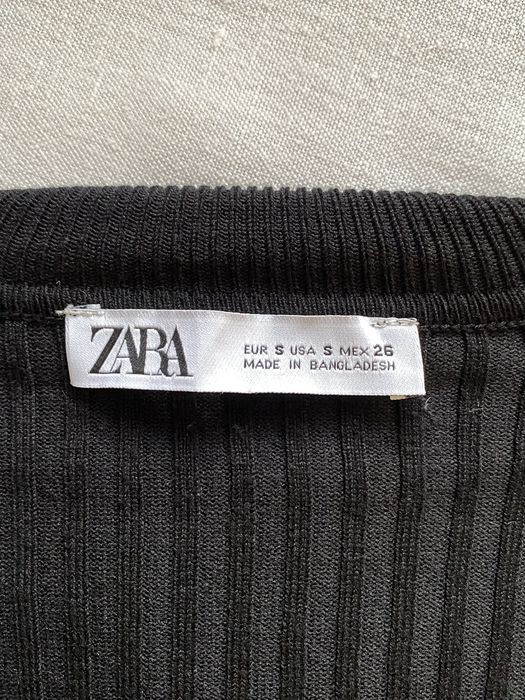 Zara czarny prążkowany golf damski z wiskozy S 36 basic casual