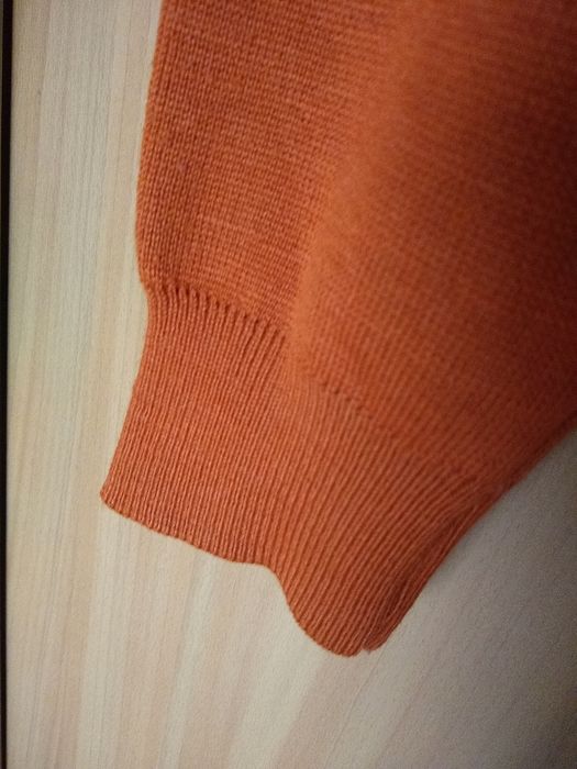 Made in Italy  Męski sweter wełniany 60% nowa wełna 40% akryl, Roz. M