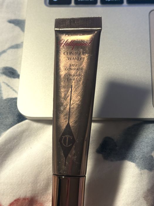 Charlotte tilbury contour wand bronzer makijaż makeup fair medium