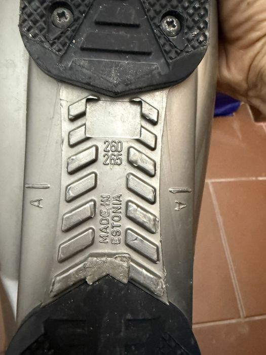 Botas de neve com saco incluído