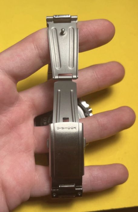 Casio G Shock srebrny metal