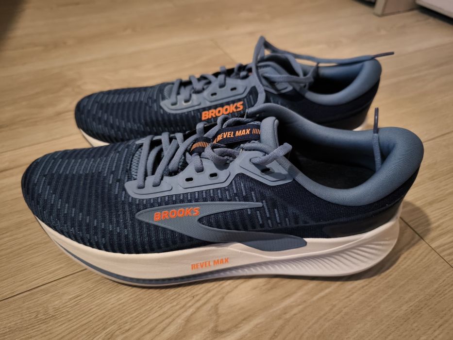 Brooks Revel Max