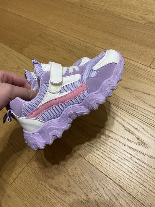 Adidasy 33 fioletowe buty wygodne