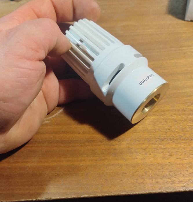 Głowica termostatyczna Oventrop Uni LDB M30x1,5 – nowe – 26 szt
