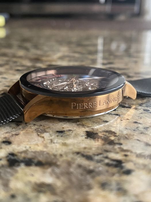 Часы Pierre Lannier