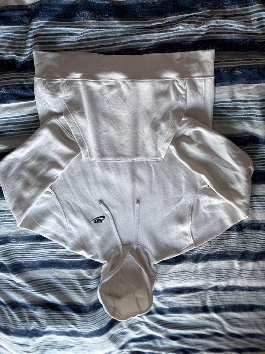Biała bluza Nike