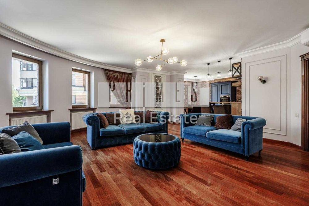 4-soban stan, 181 m²