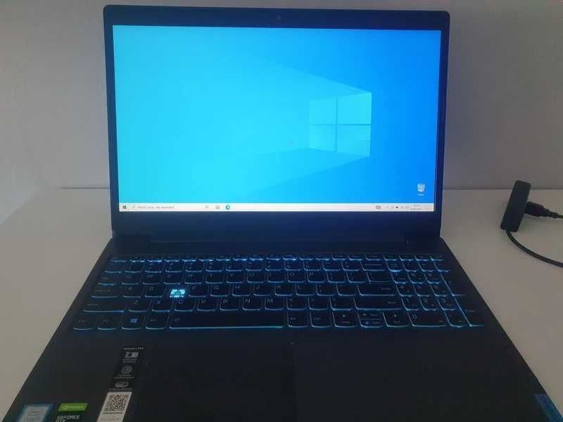 Laptop gamingowy lenovo