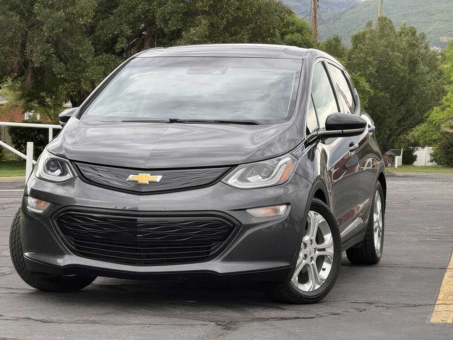 Chevrolet Bolt EV      2021
