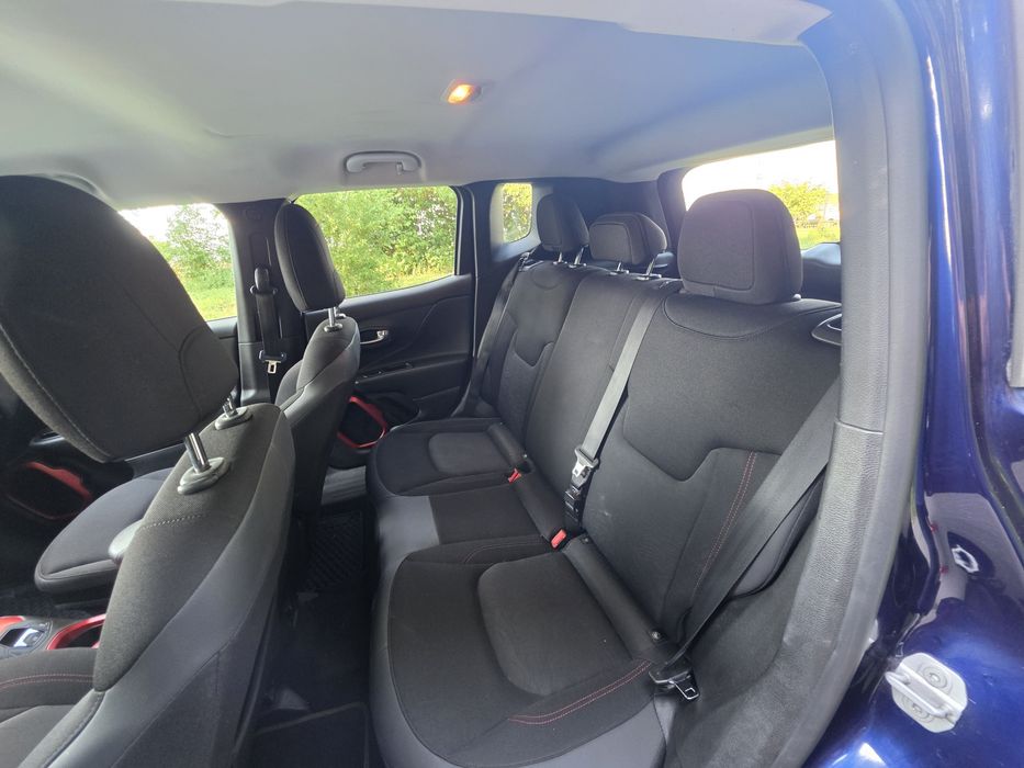 JEEP RENEGADE TRAILHAWK 2.4 BENZYNA 4x4 – 2016 ROK – Auto Już w Polsce