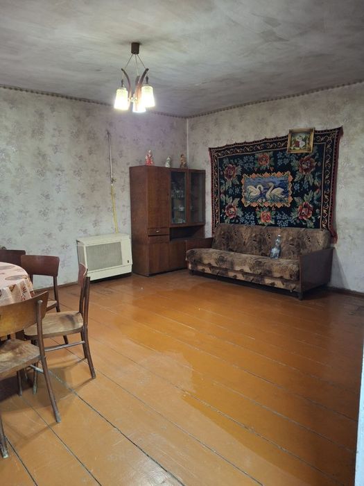Продам будинок в селі Малі Будища.