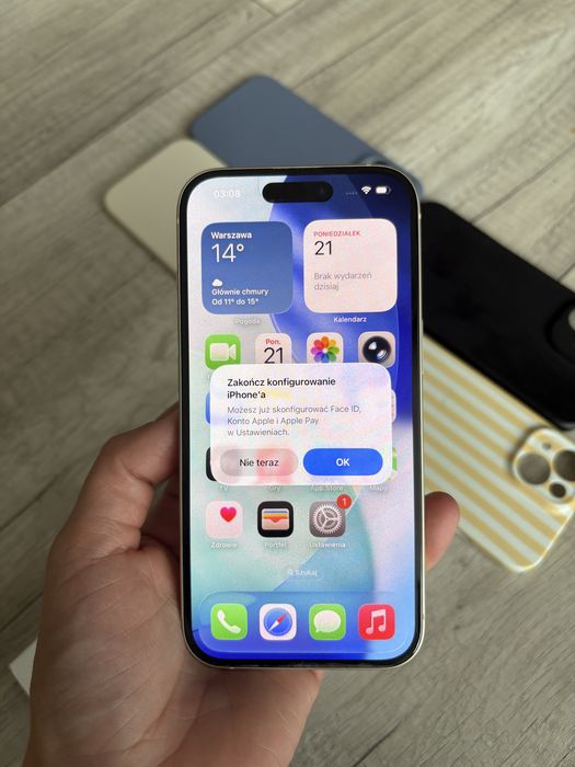 iPhone 15 yellow 128GB