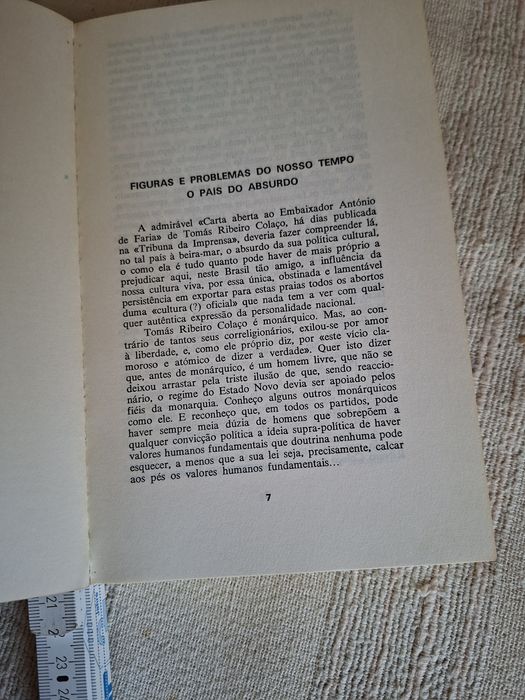 Livro O País do Absurdo Textos Políticos por Adolfo Casais Monteiro