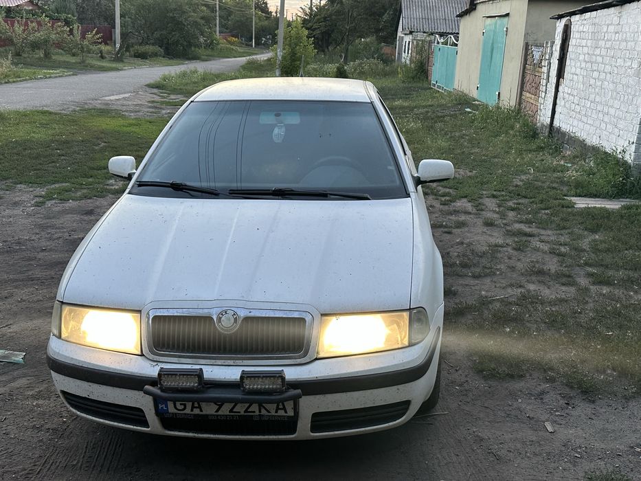 Продам шкоду октавію тур 1.9 тді