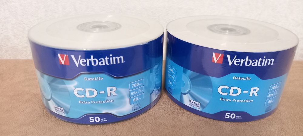 CD-R із музикою  ваших улюблених пісень в автомобiль CD, MP3, DVD.