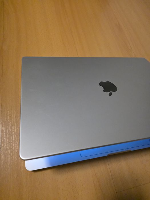 Macbook Pro 16 M1 Pro 16GB/512GB como novo