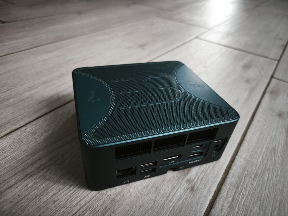 Мини ПК  AMD Ryzen 7 7840 HS