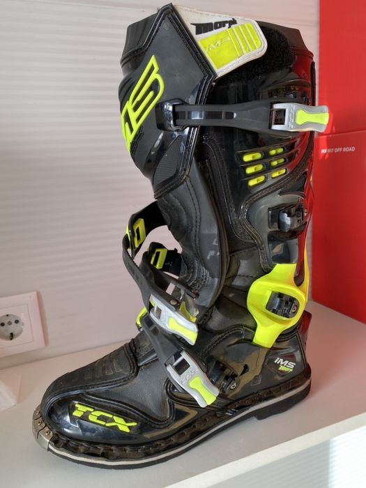 Botas TCX novas (41)