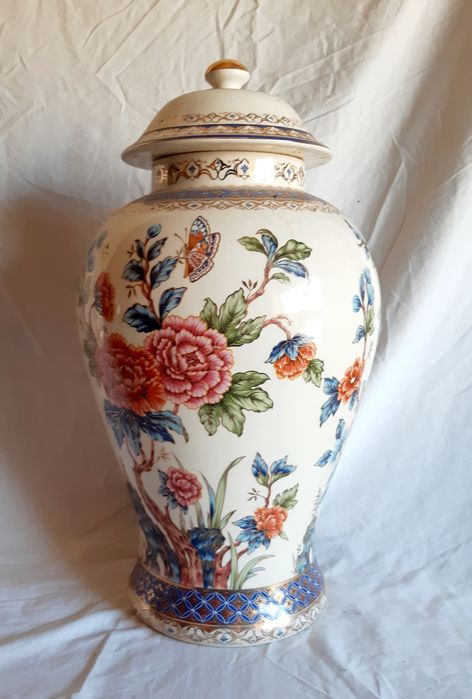 Pote grande (39cm) com motivos florais