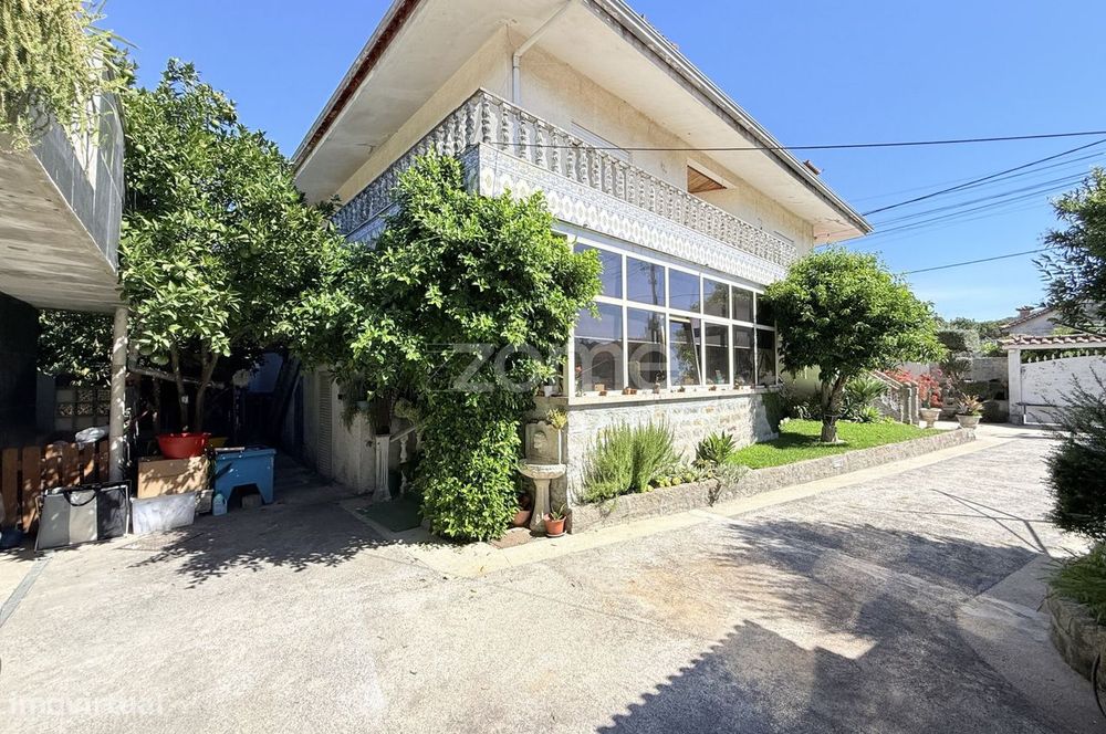 Andar Moradia T2+1 com Terraço e Estacionamento para 2 Carros