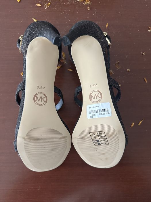 Novas Michael Kors 40