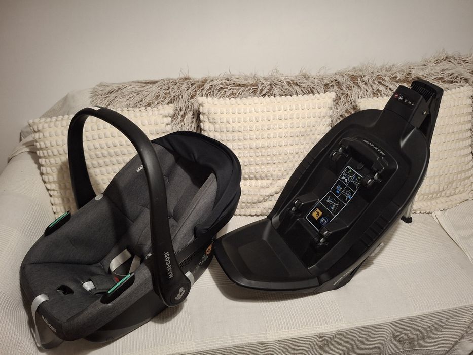 Conjunto Maxi-Cosi – Carrinho Zelia S + Base Isofix FamilyFix3