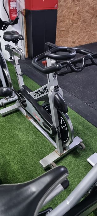 19 Bicicletas estáticas Spinning Star Trac NXT e Pro