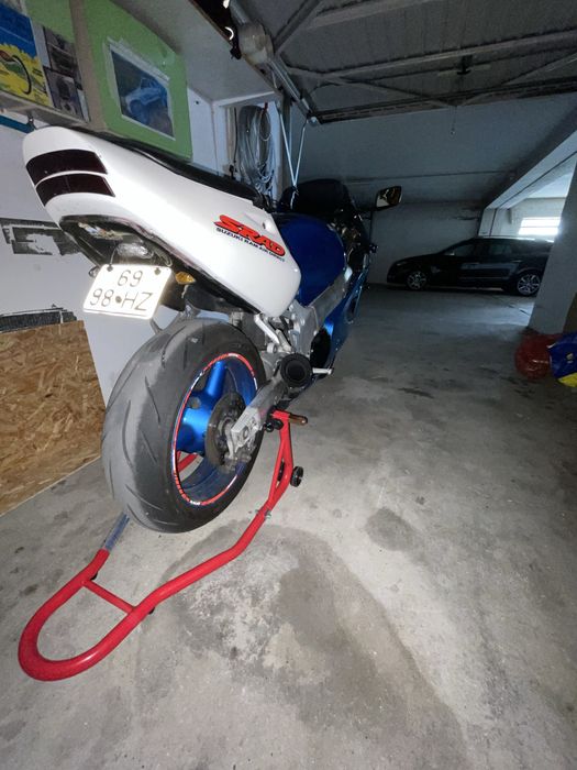 Suzuki GSXR 600 SRAD
