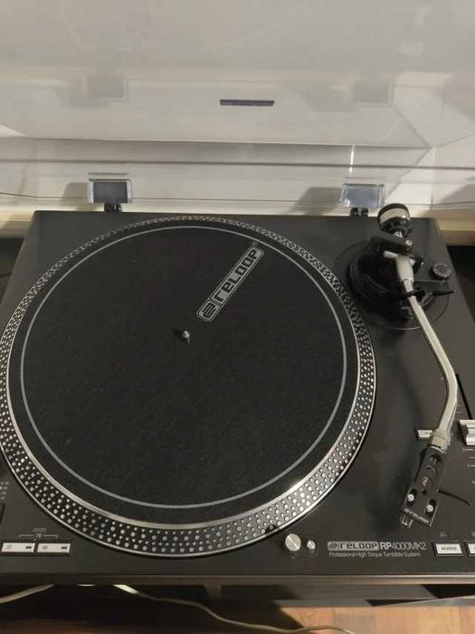 Reloop RP-4000 MK2 + Ortofon OM Black + кришка + адаптер + аудіокабель