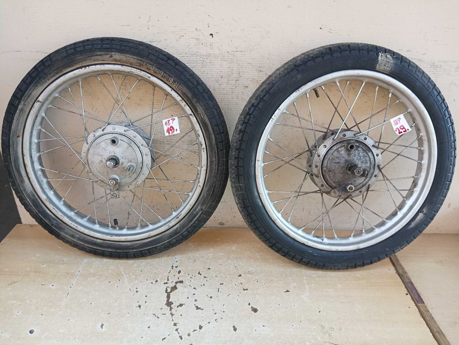 WSK - koła przód - 18 cali - 1977 + 1984 - (19P+29P)