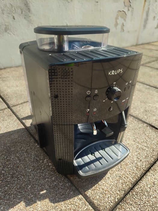 Máquina de Café Automática KRUPS