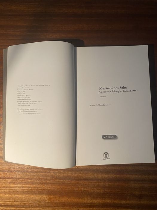 Soil Mechanics Volume 1 by Manuel de Matos Fernandes64285801141251122