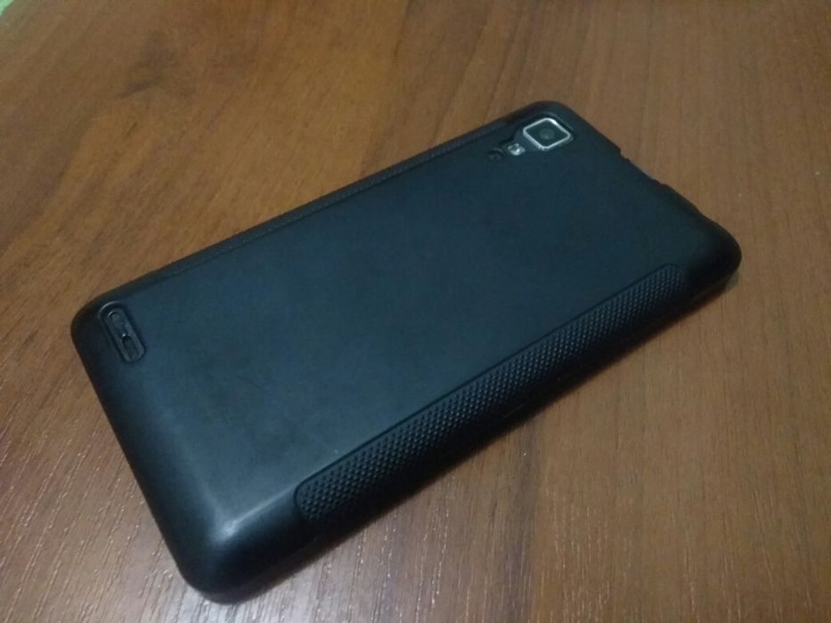 Телефон Lenovo 780