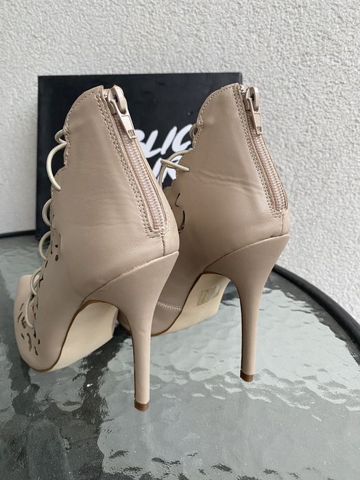 Public Desire nowe szpilki ecru beż 38