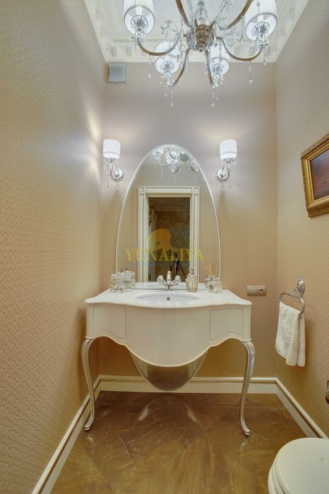 3-х комн. ул. Грушевского 9а с паркоместом!