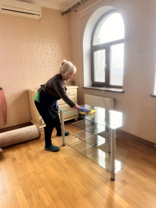Професійне прибирання квартир,будинків,офісів,складськиких та інших