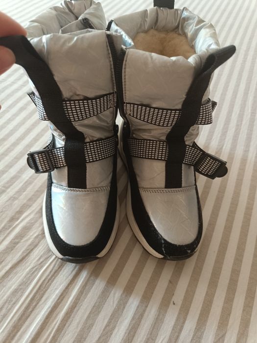 Зимние ботинки на девочку