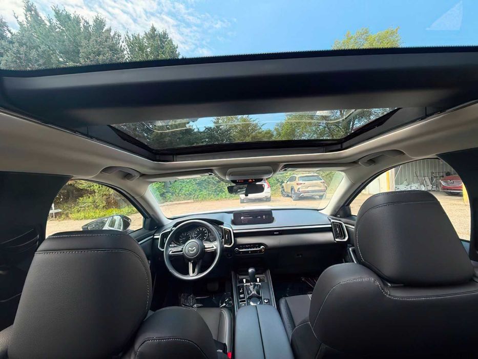 Mazda CX-50 S Premium      2024