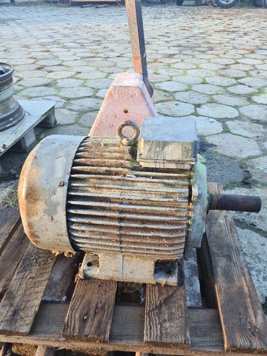 silnik elektryczny 11 Kw